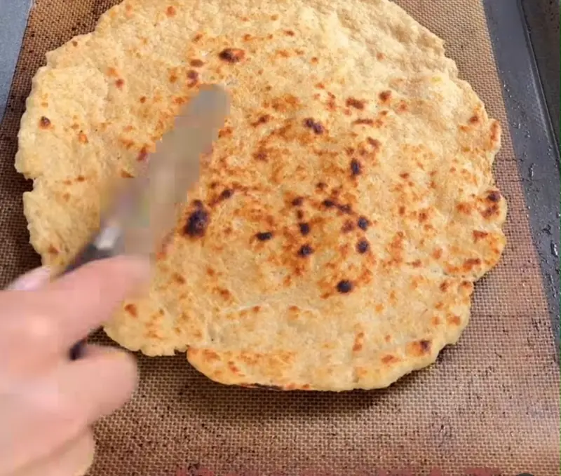 Chicken Oat Crust Pizza